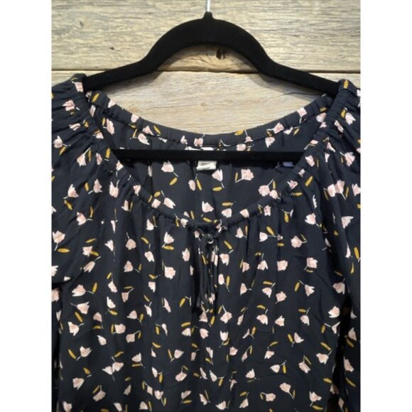 Billabong Women's Black Floral Light It Up Off the Shoulder Long Sleeve Top S - Picture 2 of 5